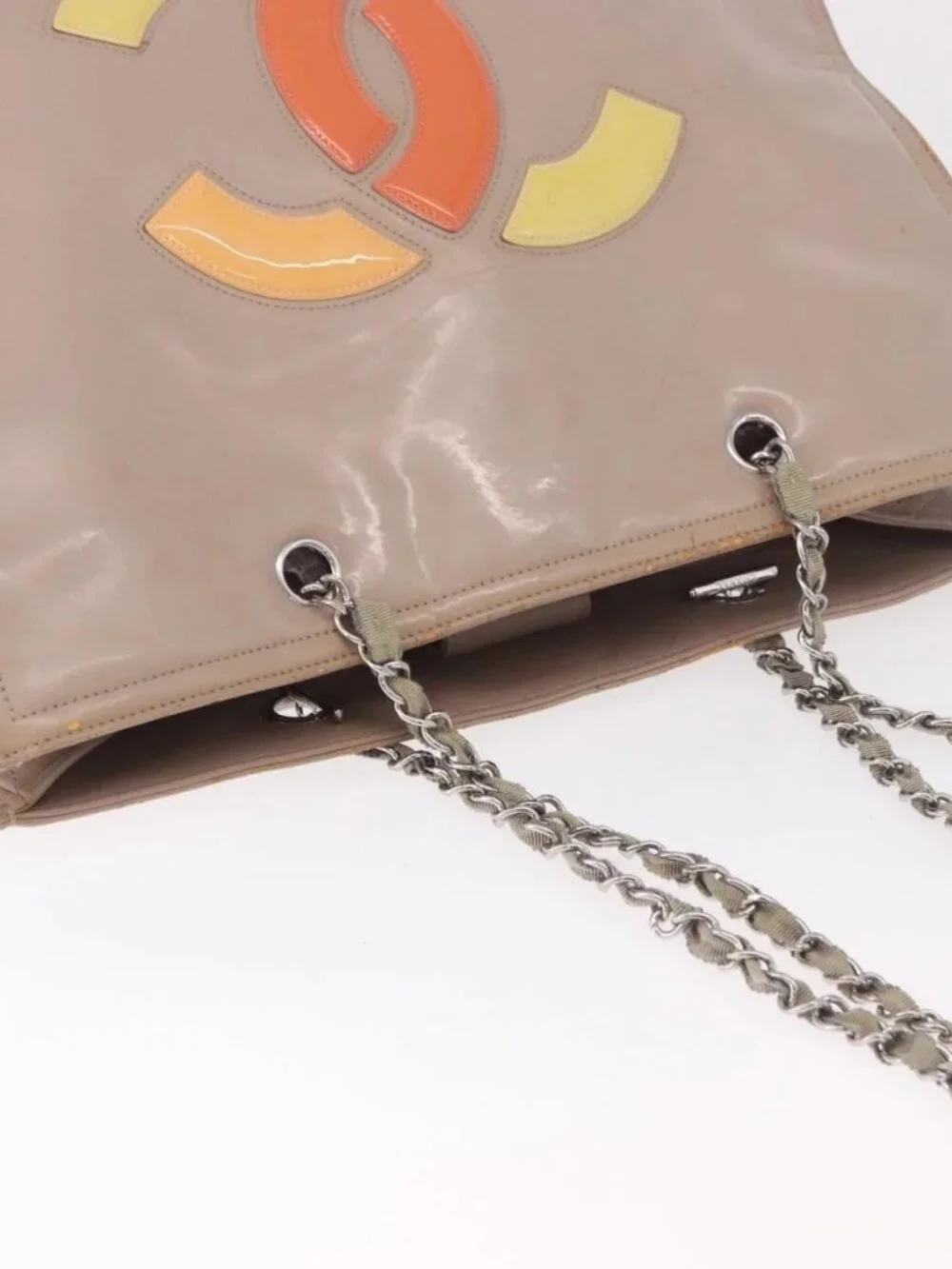 CHANEL Chain Tote Bag Patent leather Beige CC Auth EC956